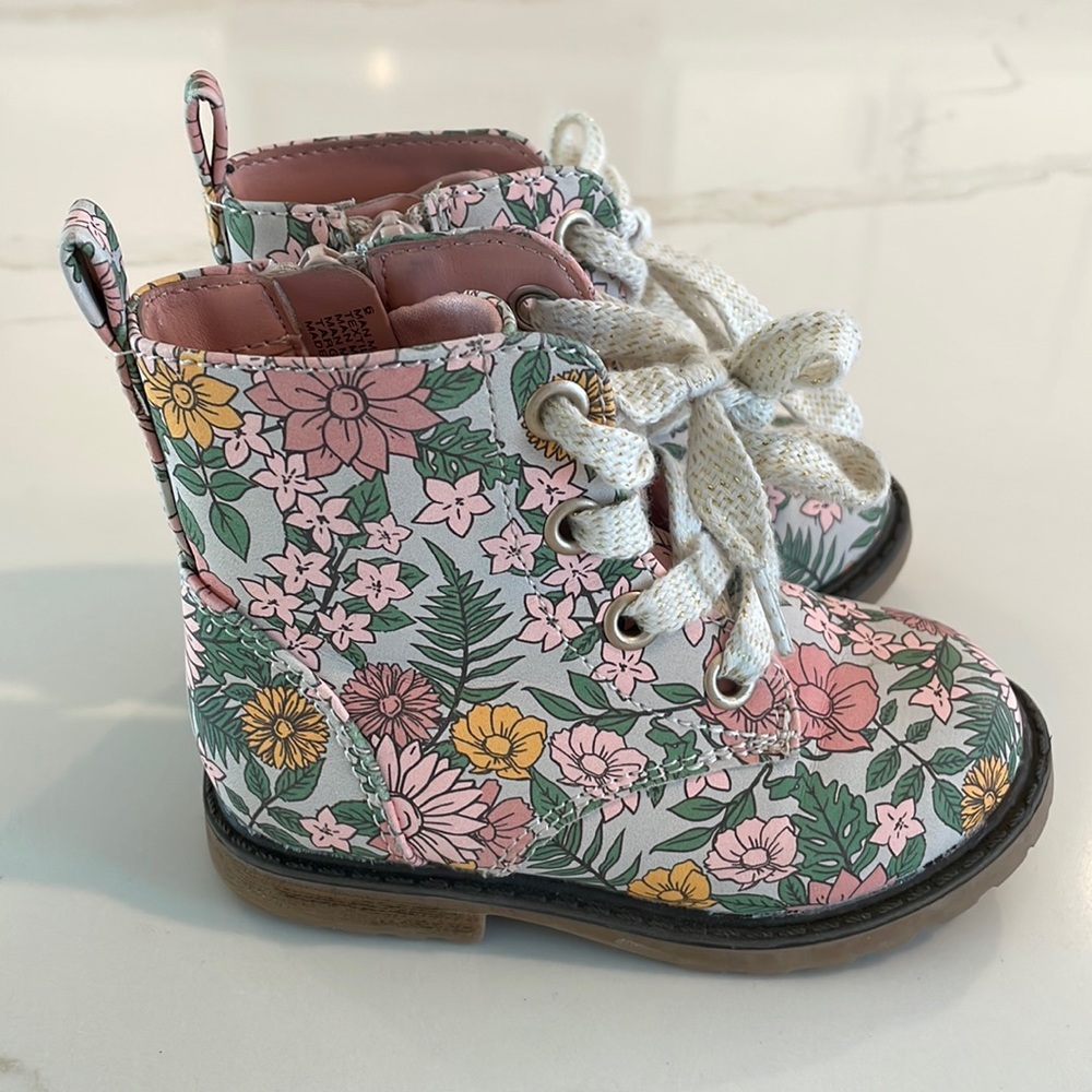 Cat & Jack flower print boots